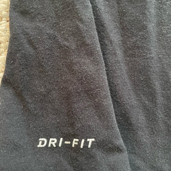 Nike Black Tee with White Swoosh - Picture 4 of 7